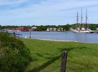 9 Gravel St #2, Mystic, CT 06355