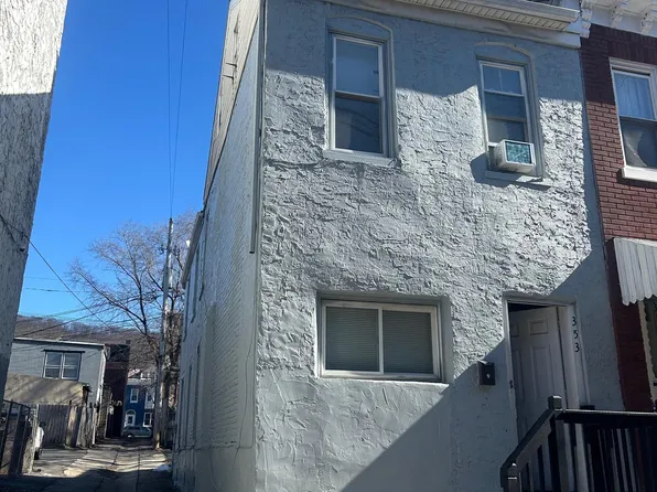 353 Moss St, Reading, PA 19604