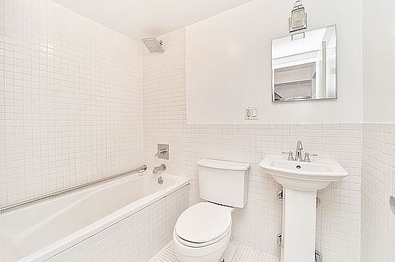 5th image of 125 E 30th St #1