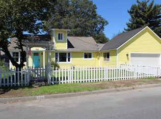 724 SW Westholm Ave, Grants Pass, OR 97526