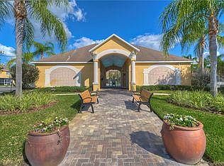 4th image of 2261 Fluorshire Dr
