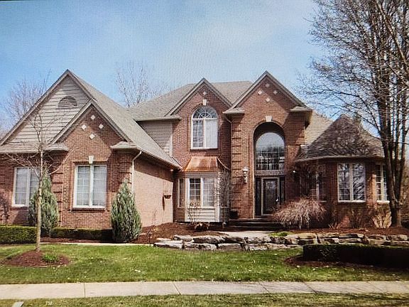 4th image of 54344 Sweetwood Dr