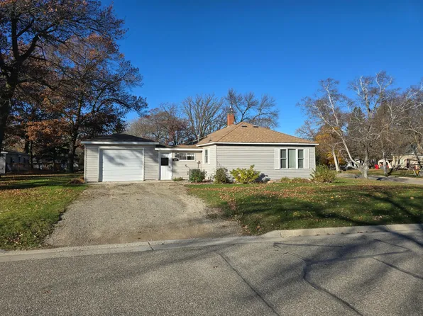 217 N Quincy St, Alexandria, MN 56308