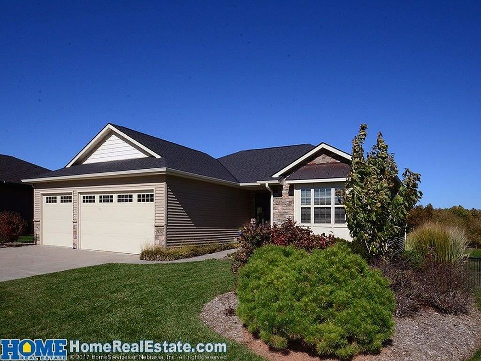 1st image of 7220 Hidden Valley Dr