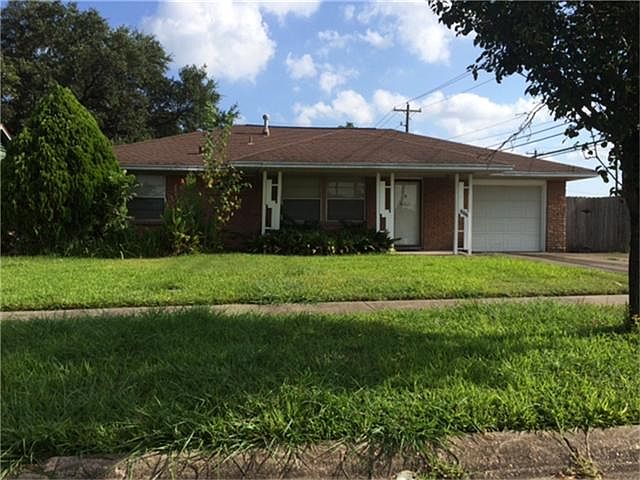 1st image of 3002 Thornwood Dr