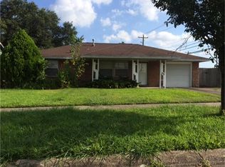 3002 Thornwood Dr, Pasadena, TX 77503