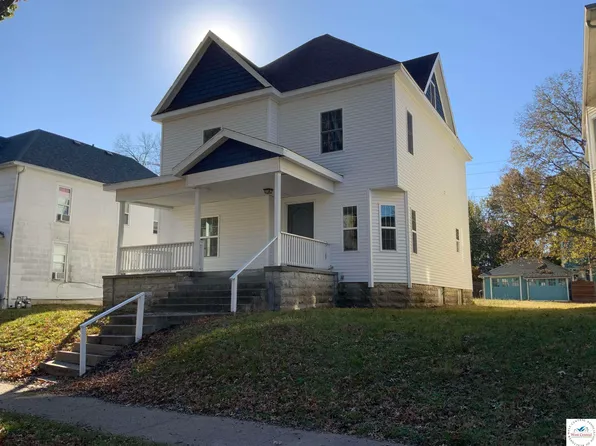 615 W 6th St, Sedalia, MO 65301