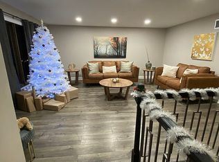 647 Osage Dr, Dyer, IN 46311