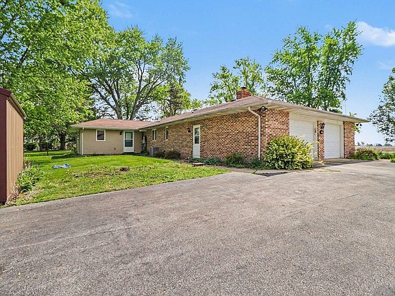 3rd image of 1767 N Cook Ln