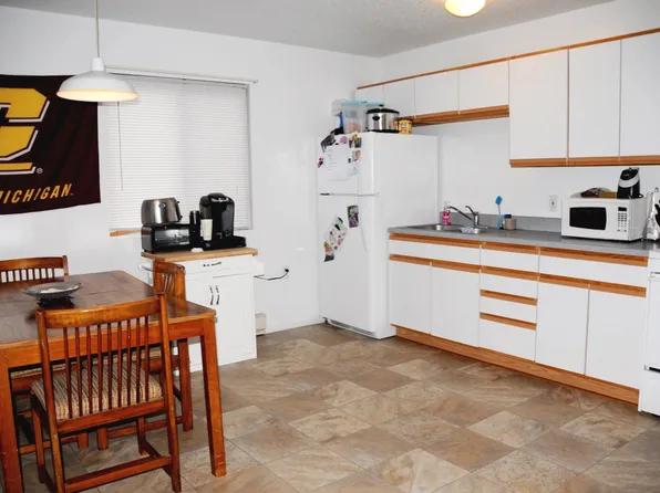 Jamestown Apartments, 4075 S Isabella Rd #C9f4b133b, Mount Pleasant, MI 48858