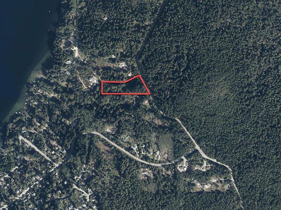 4th image of 7095 Sechelt Inlet Rd