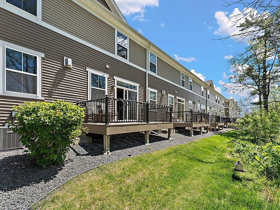 3rd image of 4262 Corn Silk Ln