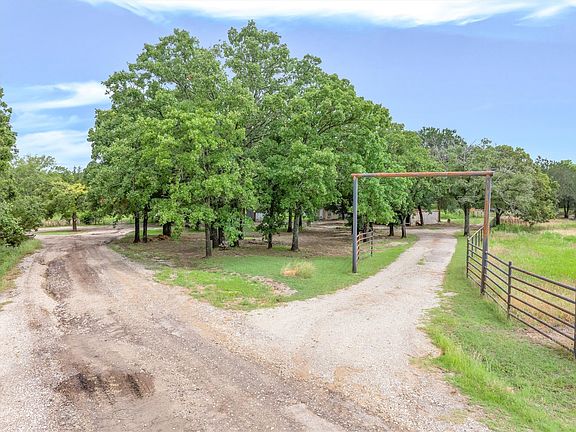 2nd image of 520 Vz County Road 3518