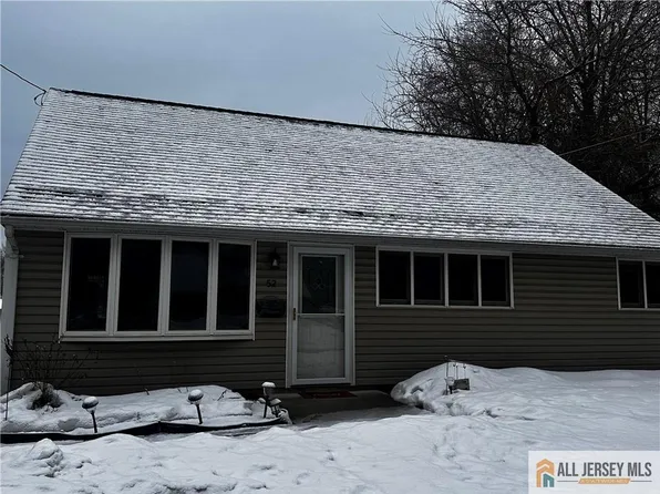 52 Ashley Rd, Edison, NJ 08817