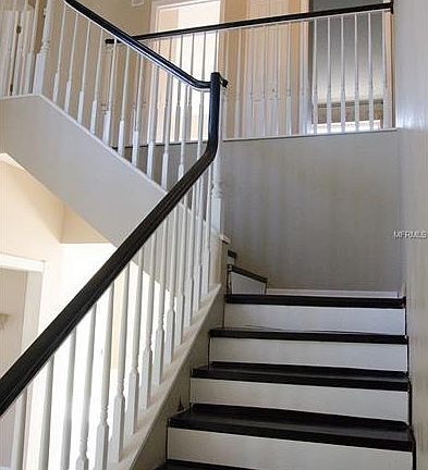 3rd image of 27104 Coral Springs Dr
