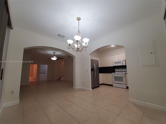 4th image of 3924 SW 157th Ave #224