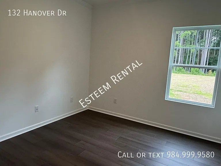 132 Hanover Dr — Photo 11