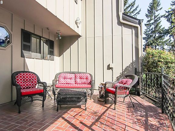 3rd image of 3600 NE 83rd Ave