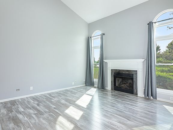 4th image of 1288 Lake Shore Dr