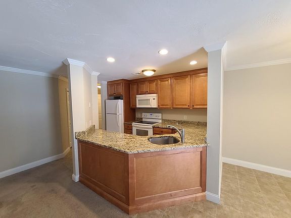 2nd image of 28 James St Unit 55