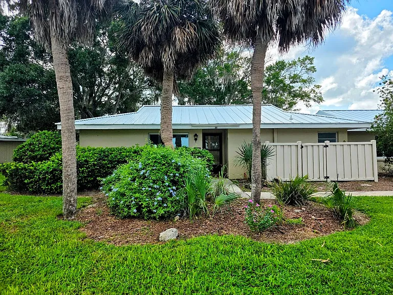 11456 W Bayshore Dr — Photo 3