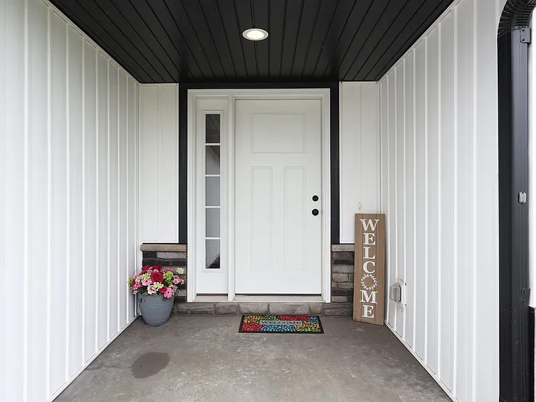 768 Aiden St #1 — Photo 11