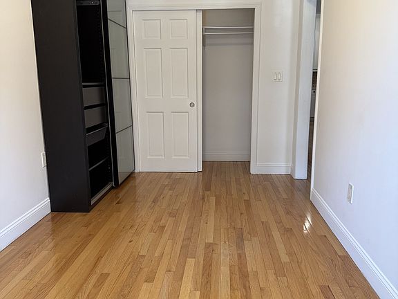 5th image of 194 8th Ave APT 1