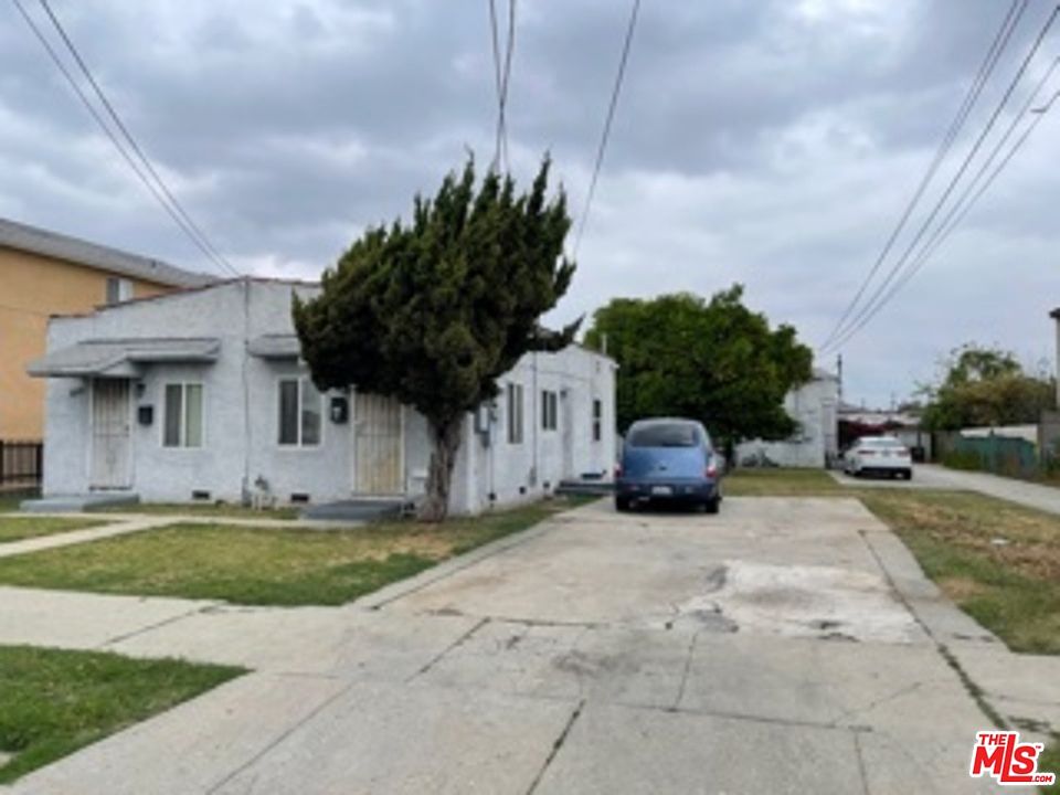 1st image of 1689 E 110th St