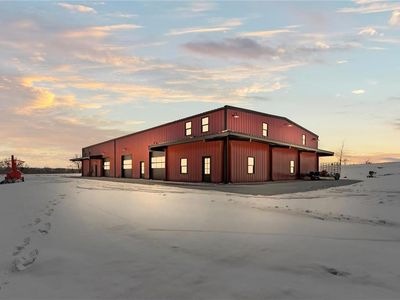 18323 Hollingsworth Rd, Tonganoxie, KS, 66086