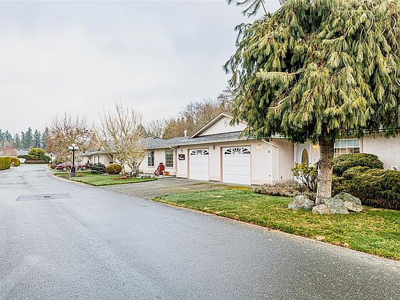 2nd image of 6111 Sayward Rd #36