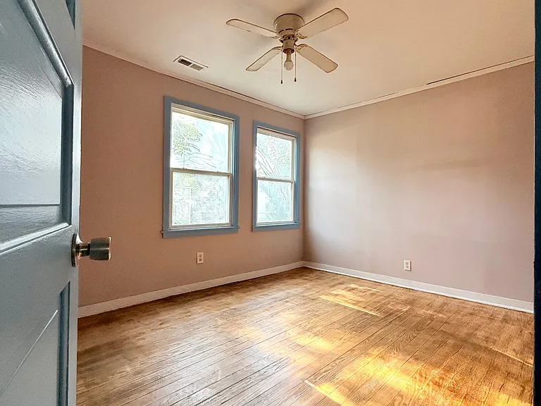 4335 E Bayley Dr — Photo 7