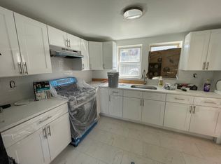 (Undisclosed Address), Yonkers, NY 10701