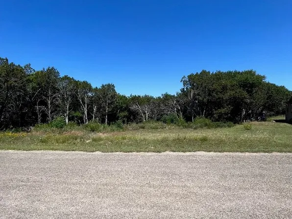 2930 Paluxy Trl, Granbury, TX 76048