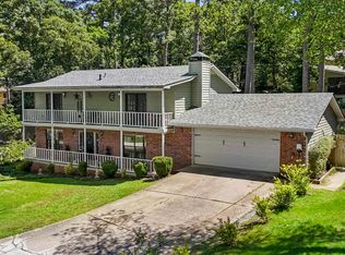 9 Wellington Ct, Little Rock, AR 72227