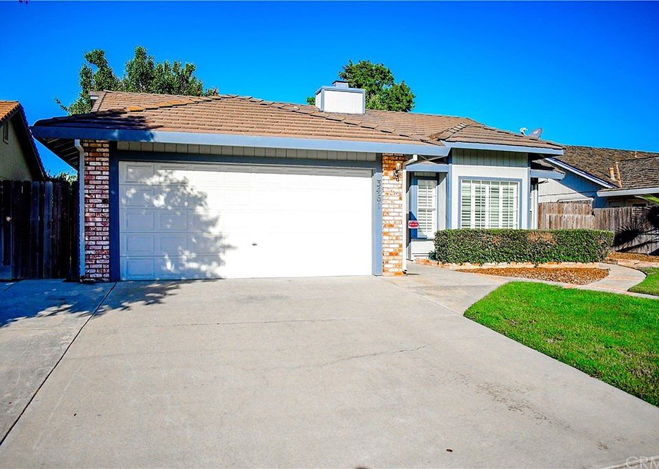 1st image of 3461 Harbor Dr
