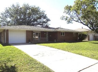 1509 Haney Dr, Hays, KS 67601