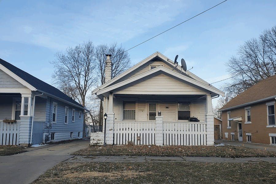 1st image of 2317 N Maryland Ave