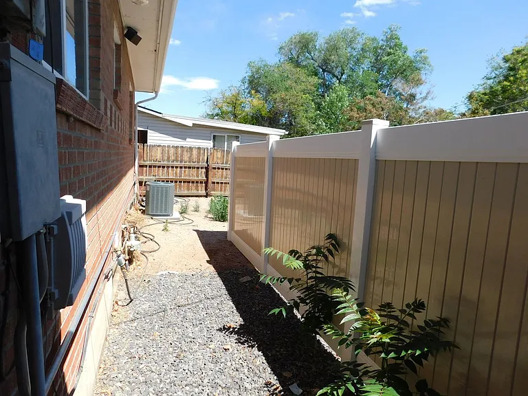 941 Walnut Ave — Photo 18