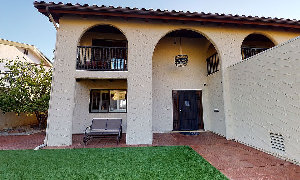 Welcome to 6204 College Ave!