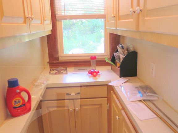 3rd image of 124 Albion St #1G