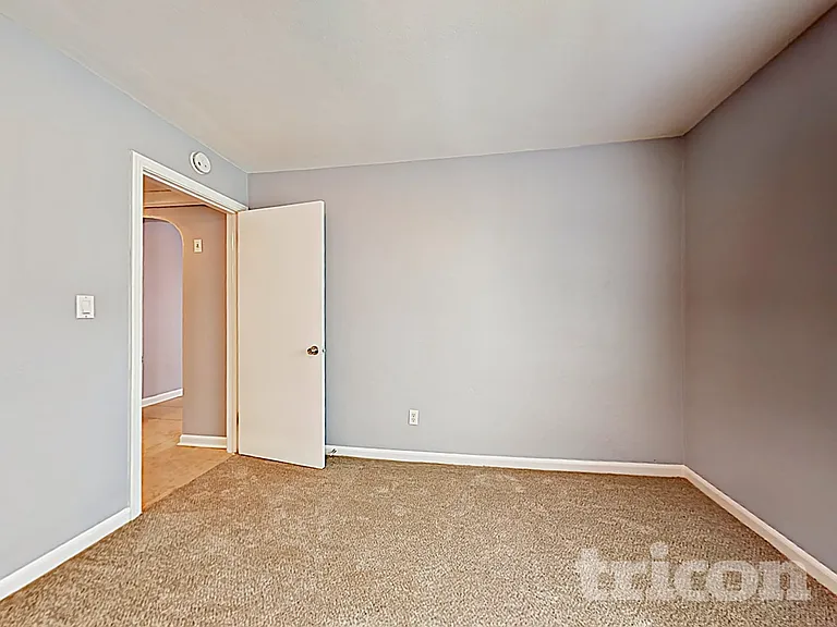 4153 2nd Ave N — Photo 11