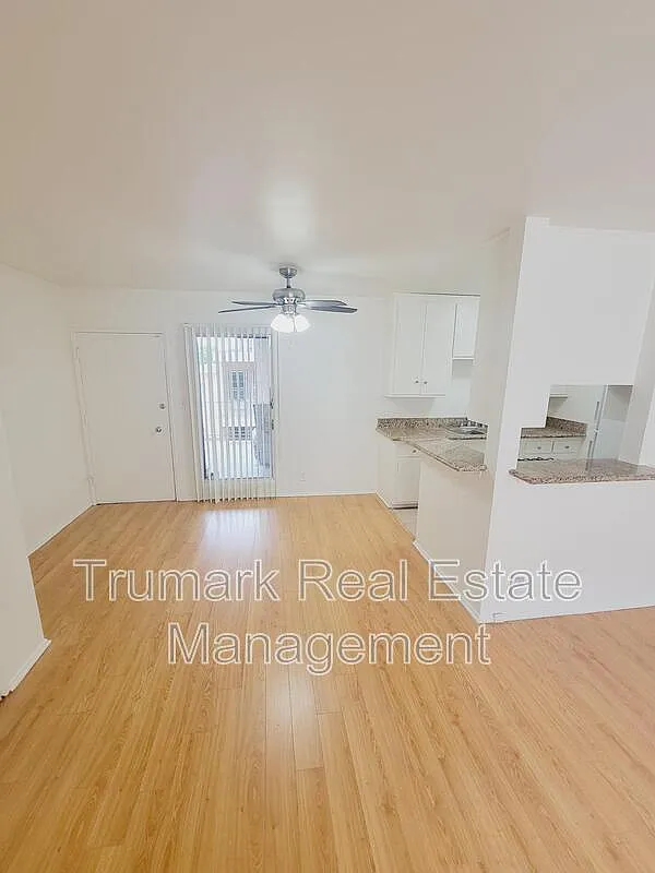 1 bed, 1.0 bath, $1,950 — Photo 4