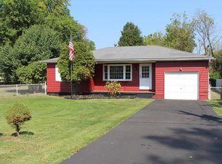 768 E Woodland Dr, East Alton, IL