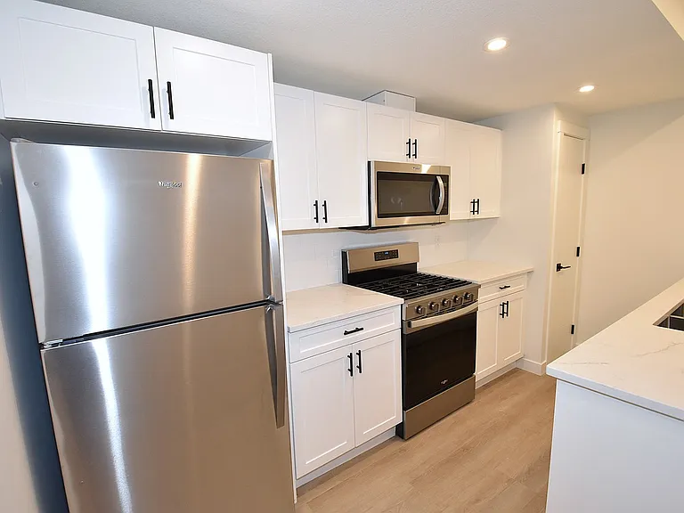 10320 147th St NW #B1 & B2 — Photo 12