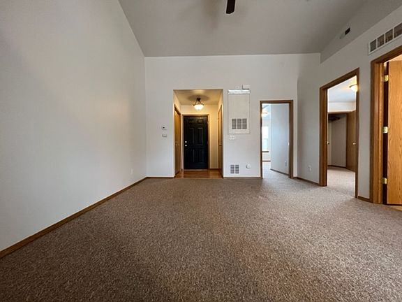3rd image of 1905 E Wilson Ln #286-B