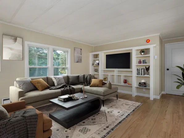 5 Christian Street, Danville, NH 03819