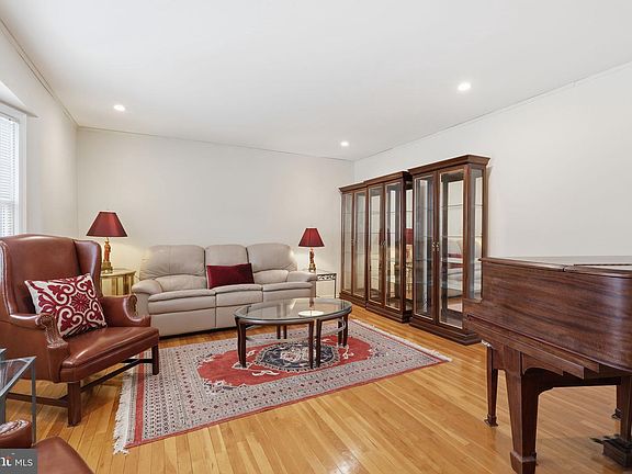 5th image of 17 Yeger Rd