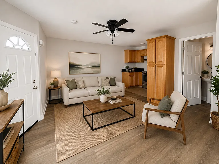 1078 E Ocean Blvd #5 — Photo 1