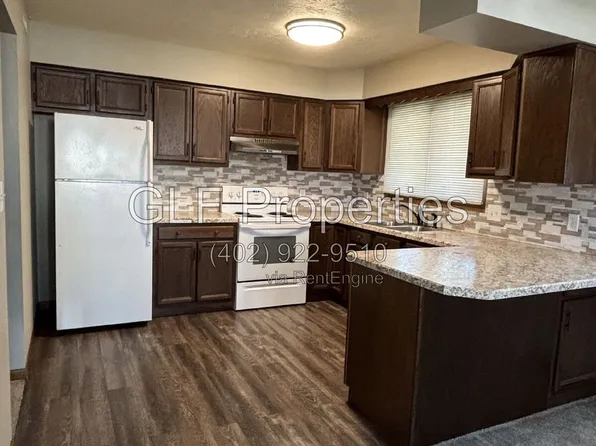 443 South St #1, Seward, NE 68434