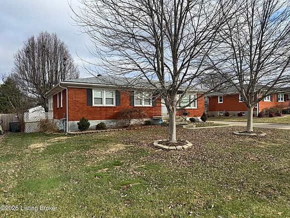 3rd image of 5517 Pico Ln